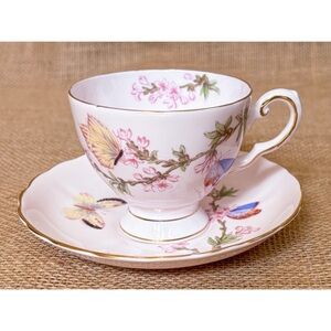 Vintage Tuscan Light Pink Butterfly Floral Tea Cup Saucer Set Bone China England